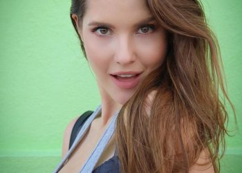 Amanda Cerny Workout Routine 