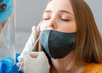 5 Things You Need To Know Before Taking Up A PCR Test