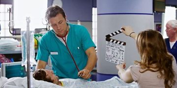 Here Are 8 Must Watch Medical Shows on Netflix for 2022