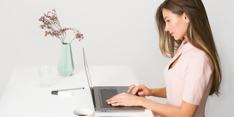 7 Reasons to Launch a Career in Medical Coding & Billing