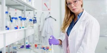 How Compounding Medications Impact Your Wellness Journey