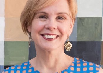 How To Maintain A Bright Smile In Your 40s