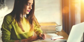 How To Write A Research Problem? 6 Easy Steps