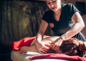 The 8 Best Essential Oils For Relieving Stress 