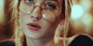 Why Blue Light Glasses Are the Next Big Thing?