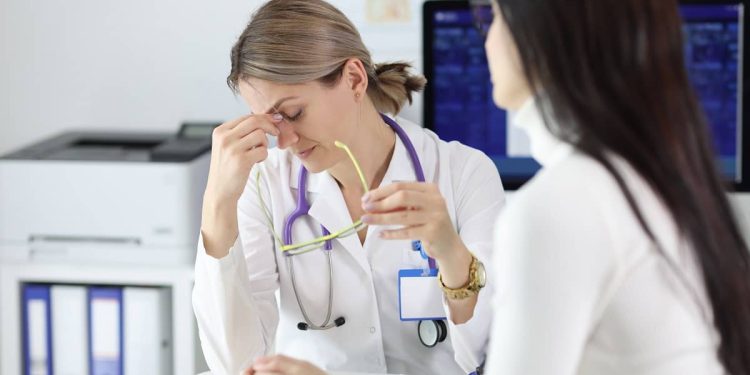 What Is a Medical Malpractice Lawyer?