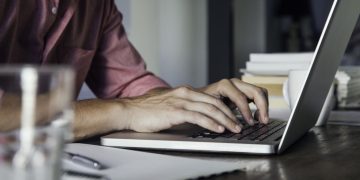 What Makes Technology Blogs Such a Successful Niche for Bloggers?