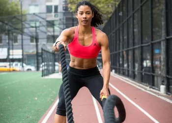 The Top 10 Celebrities That Inspire You to Hit the Gym