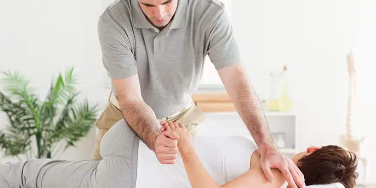 4 COMMON MYTHS ABOUT PHYSIOTHERAPY: BUSTED
