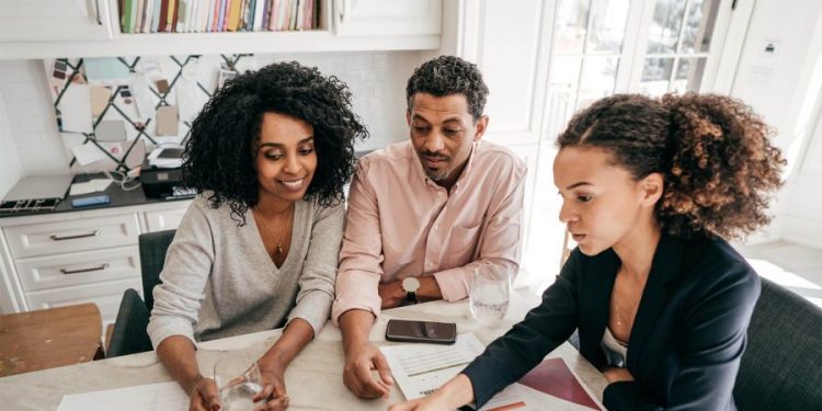 9 Reasons to immediately get health insurance if you don't have one.