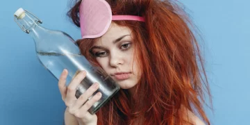 Is It True That Alcohol Kills Probiotics? It's because you didn't need that "one more beer" or skipped dinner and went straight to happy hour. Or, perhaps you drank too much to cope with work stress. Whatever the case, most of us who enjoy partaking in some holiday fun have experienced the throbbing temples, churning stomach, and mouth dryness that accompanies a hangover. Usually, when we talk about hangovers, we focus on being dehydrated and how hard alcohol is on your liver as you try to get rid of the effects of the night before. What is often forgotten, though, is how alcohol affects the bacteria in your gut. How do probiotics work? What do probiotics and alcohol have to do with each other? Does alcohol kill probiotics? How does drinking affect the health of our guts? Can I drink alcohol while taking probiotics? And how do you get ready for your immune system to drink alcohol? You'll find the answers to these questions in this article. How Do Probiotics Work? Probiotics are a mix of good bacteria that already live in your body. Most of the time, bacteria are seen as bad because they make you sick. But there are always two types of bacteria in and on your body: good bacteria and harmful bacteria. For good overall health, your body needs good bacteria in probiotics. This good bacteria helps in many ways, like fighting off harmful bacteria once you have too much of it, which makes you feel better. You can find them in yogurt and other dairy products, among other foods. Traditional medicine has used probiotics for hundreds of years, and Western medicine has started to use them more recently. The main job of probiotics, also called "good bacteria," is to keep your body in a healthy balance. Imagine it as keeping your body in the middle of the road. Harmful bacteria get into your body when you're sick and grow in number. This throws off the balance of your body. The good bacteria fight off the harmful bacteria and bring balance back to your body, which makes you feel better. What Do Probiotics And Alcohol Have To Do With Each Other? Although it may seem odd to combine alcohol and probiotics, doing so helps protect the gut from alcohol-induced damage and lessen unpleasant sensations. But if you drink too much alcohol, it can also kill probiotics and stop them from growing. A probiotic supplement can help compensate for some of the damage done by drinking alcohol. It can also help relieve symptoms like nausea, vomiting, diarrhea, and stomach pain. Probiotics may even improve how the liver works in people who drink a lot. How Does Drinking Affect The Health Of Our Guts? Most of us feel terrible when we first sober up after a night of drinking: a throbbing head, parched lips, and an upset stomach. Alcohol is diuretic which means it makes you urinate more frequently. This promotes dehydration, which brings on a host of unpleasant side effects. Alcohol is also a toxin that can harm the cells lining the digestive tract. The effects of alcohol on the human digestive system have been the subject of several scientific investigations. Drinking an excessive amount of alcohol might cause stomach pain. This causes instability in the gut microbiota by removing good bacteria. The following influence of harmful bacteria can cause various health concerns, including digestive problems. But what about people who don't drink much? How does this affect gut bacteria? By definition, binge drinkers consume more than four drinks at each event. It's the world's most popular drink. One study examined the impact of this drinking on healthy people's gut bacteria. They observed that binge drinking increased blood endotoxins (bacteria poisons in the cell), indicating that bacteria moved from the gut into our system. This was also supported by increased signs of inflammation, meaning one night of heavy drinking can stimulate the immune system. Can I Drink Alcohol While Taking Probiotics? Unlike prescription drugs and some over-the-counter medications, there is no known interaction when taking probiotics with alcohol. The amount of alcohol you drink determines the effect on probiotics. For example, suppose you take a probiotic supplement and only drink a little (less than one glass of alcohol per day). In that case, it's unlikely that you'll lose all of your good bacteria. If you eat more than that, you may kill the good bacteria in your gut flora. When using a probiotic supplement, avoid drinking. If you drink, have one or two, and don't binge. It's also essential to take your probiotic pill at the right time. Alcohol causes inflammation and increases stomach acid. Probiotic bacteria may not act after drinking. Take probiotics in the morning if you plan to drink later. Before drinking alcohol, take probiotics. This allows healthy bacteria to infiltrate your stomach before alcohol causes damage. How Do You Get Ready For Your Immune System To Drink Alcohol? If you plan to drink alcohol, the most important thing is to drink responsibly. Maintaining your gut bacteria and increasing your immune system can help lessen the harmful effects of alcohol. Probiotics Taking a high-quality probiotic daily is a great way to help you get back to normal after a night of drinking. As a bonus, beneficial gut bacteria also make some B vitamins that we lose quickly when we drink alcohol. Vitamin C Vitamin C is an antioxidant that helps our immune system and keeps our livers healthy. We lose vitamin C when we drink, so it's best to take this vitamin before and after drinking. Fiber Alcohol is quickly taken in by the whole digestive system. How fast this happens depends on how much food we have in our bodies. Don't drink on an empty stomach. Instead, fill your plate with slow-digesting carbs like vegetables, sweet potatoes, brown rice, and french toast, as well as high protein and healthy fats. Gut bacteria love fiber. Not only will you lessen the effects of alcohol, but you'll also keep your good gut bacteria healthy and fed. Takeaway When it comes to the benefits of some alcoholic drinks and the bad things that can happen if you drink too much, alcohol can be a controversial topic. Always do what your doctor or other health care provider says. A probiotic may help balance their gut microbiota and enhance their overall health.