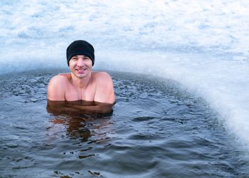 cold water swimming