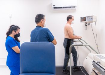 Patient at cardiologist