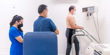 Patient at cardiologist