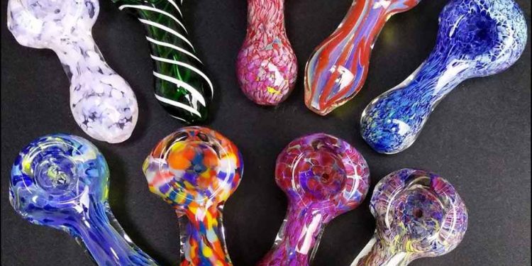 Spoon pipes