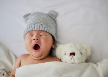 How To Put A Baby To Sleep In 40 Seconds [Quick Tips]