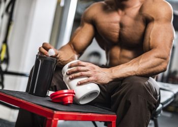 Does Creatine Help You Lose Weight? [Complete Guide]