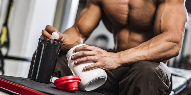 Does Creatine Help You Lose Weight? [Complete Guide]