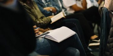 Effective Ways to Facilitate Substance Abuse Group Discussions