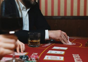 Confronting Gambling Addiction: Exploring the Advantages of Online Treatment