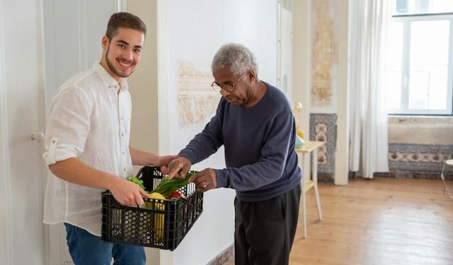 The Role of Emotional Support in Senior Home Care Services