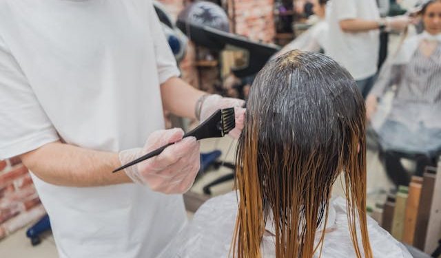 Should Your Salon Offer Express Hair Services? 12 Things to Consider