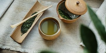Is Green Tea Acidic: A Detailed Explaination