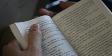 20+ Paragraph To Share Your Feelings With Him