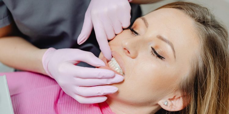 Top Tips for Healthy Teeth & Gums