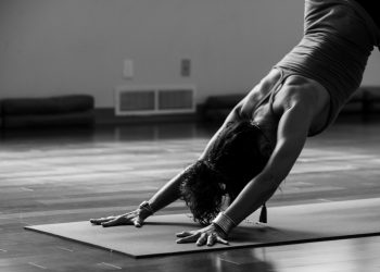 Why Do I Feel Dizzy After Stretching? 7 Possible Reasons